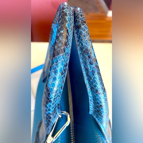 MICHAEL KORS Rollins Python Snakeskin Teal and Black Crossbody, NWT - Picture 9 of 17